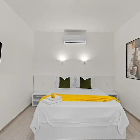 公寓 2bdr With Kitchen In Old Town 布加勒斯特