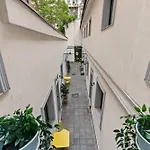2bdr With Kitchen In Old Town *