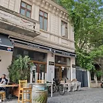 2bdr With Kitchen In Old Town شقة بوخارست