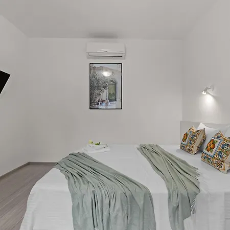 דירה 2bdr With Kitchen In Old Town בוקרשט