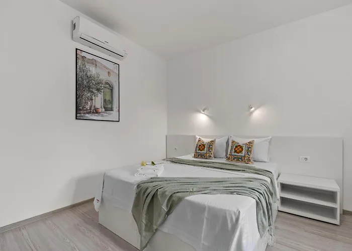 Διαμέρισμα 2bdr With Kitchen In Old Town *
