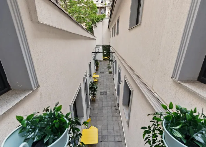 2bdr With Kitchen In Old Town *