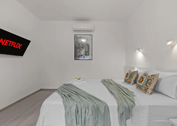 Apartmán 2bdr With Kitchen In Old Town Bukurešť