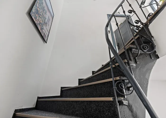 2bdr With Kitchen In Old Town *